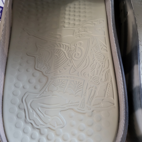 Burberry Plaid Slide Sandals - Picture 7 of 12